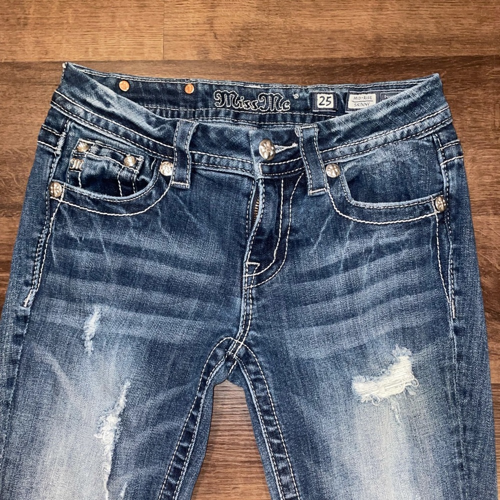 Miss Me Mid-Rise Skinny jeans